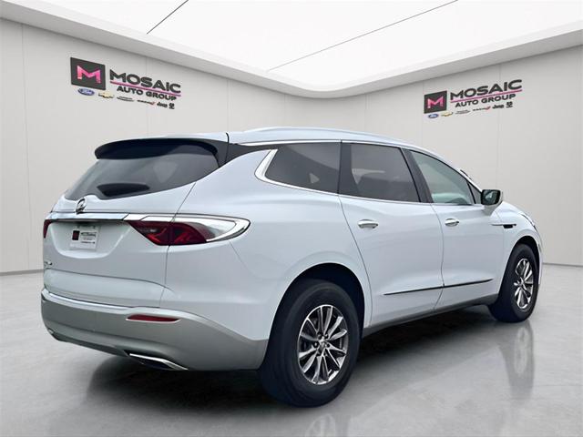 Photo of 2024 Summit White Buick Enclave