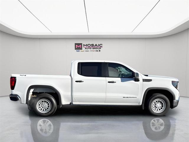 Photo of 2024 Summit White GMC Sierra 1500