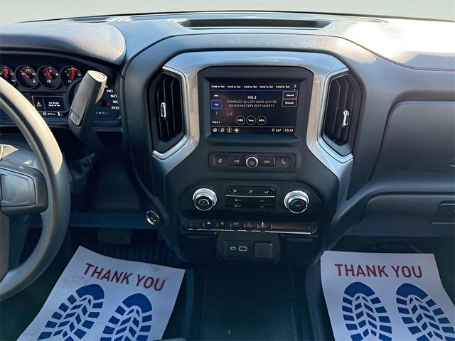 Photo of 2024 Summit White GMC Sierra 1500