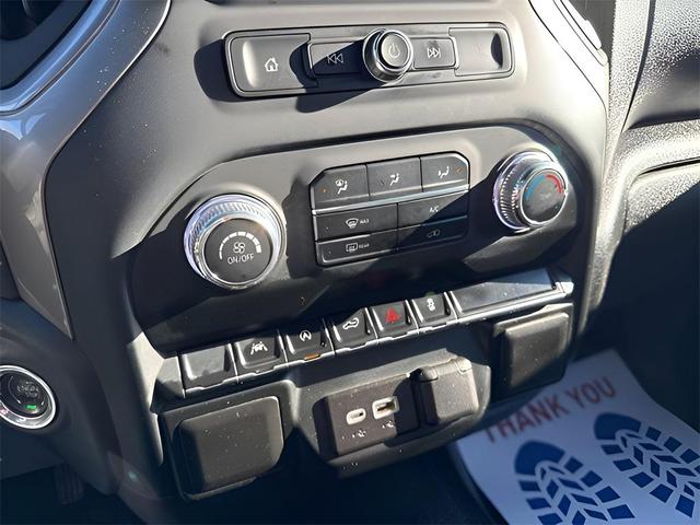 Photo of 2024 Summit White GMC Sierra 1500