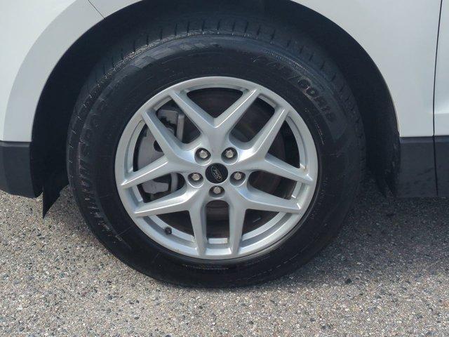 Photo of 2023 Oxford White Ford Edge