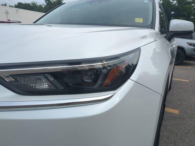 Photo of 2024 Wind Chill Pearl Toyota Grand Highlander
