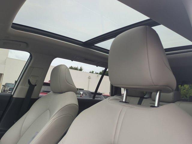 Photo of 2024 Wind Chill Pearl Toyota Grand Highlander