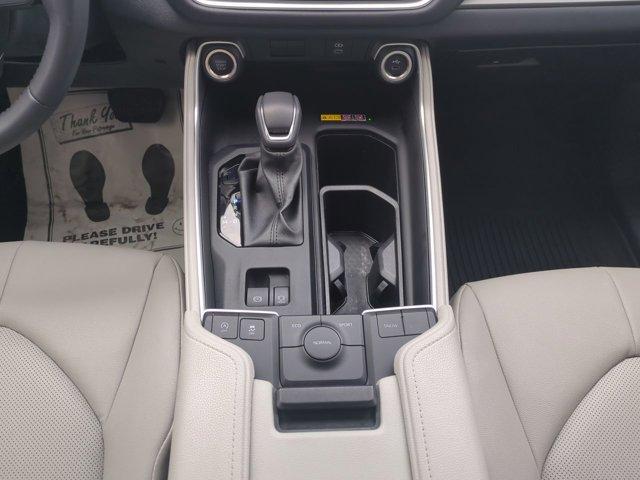 Photo of 2024 Wind Chill Pearl Toyota Grand Highlander