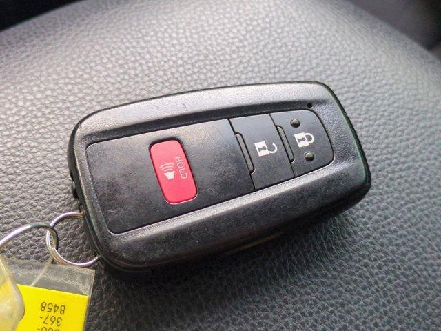 Photo of 2020 Magnetic Gray Metallic Toyota RAV4 Hybrid