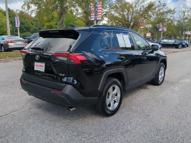 Photo of 2021 Midnight Black Metallic Toyota RAV4