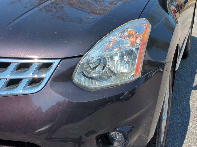 Photo of 2013 Black Amethyst Metallic Nissan Rogue