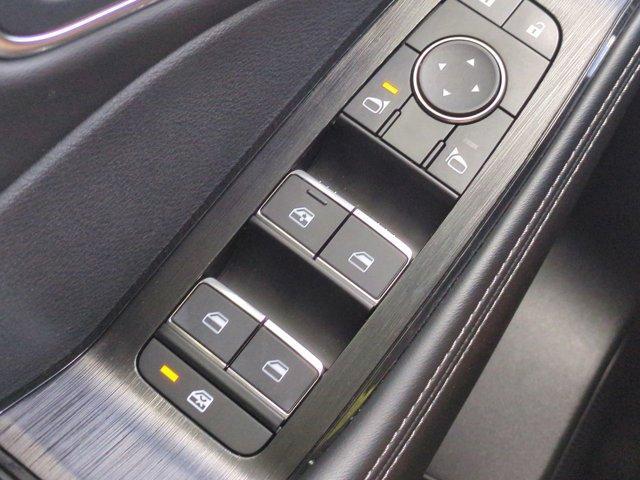 Photo of 2023 Champagne Silver Nissan Rogue
