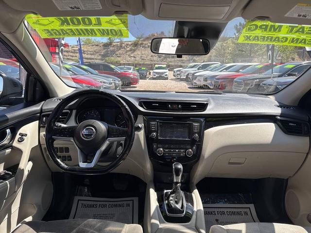 Photo of 2022 Caspian Blue Metallic Nissan Rogue Sport