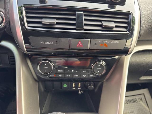 Photo of 2024 Alloy Silver Metallic Mitsubishi Eclipse Cross