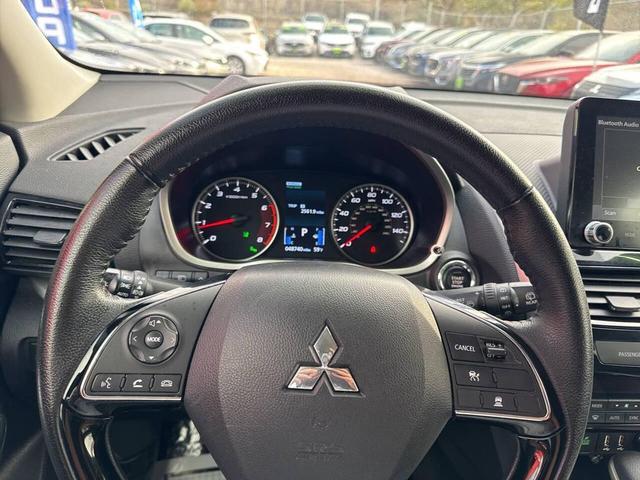 Photo of 2024 Alloy Silver Metallic Mitsubishi Eclipse Cross