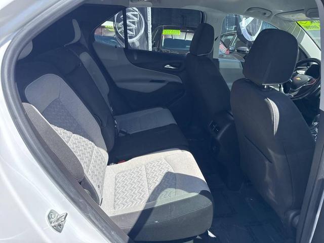 Photo of 2024 White Chevrolet Equinox