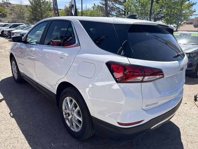 Photo of 2024 White Chevrolet Equinox
