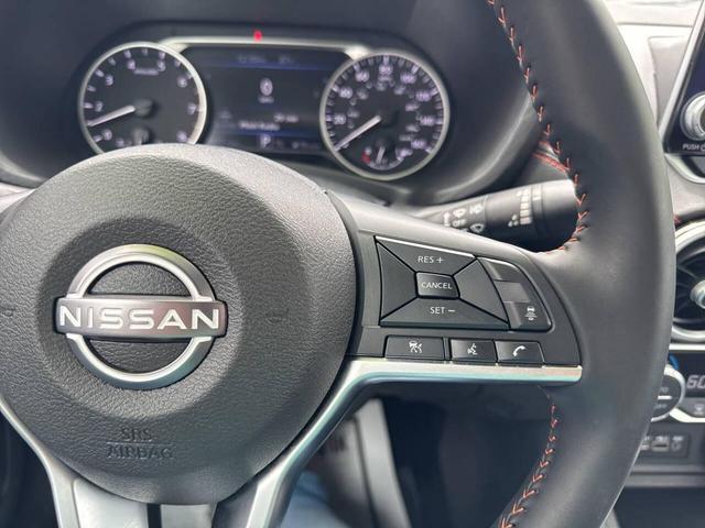 Photo of 2025 White Nissan Sentra