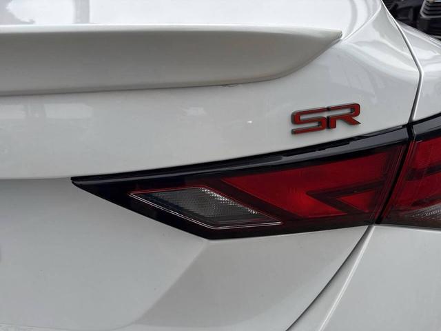 Photo of 2025 White Nissan Sentra