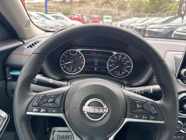 Photo of 2025 White Nissan Sentra