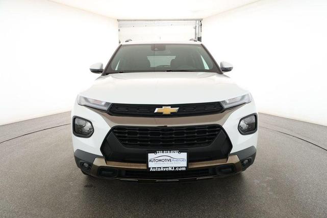 Photo of 2023 Summit White Chevrolet Trailblazer