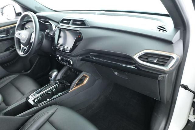 Photo of 2023 Summit White Chevrolet Trailblazer
