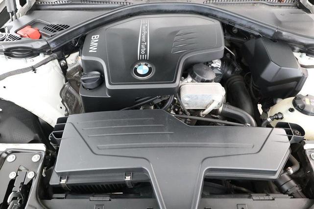 Photo of 2015 Mineral White Metallic BMW 320