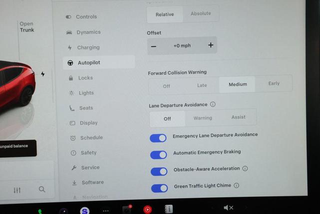 Photo of 2022 Red Multi-Coat Tesla Model Y