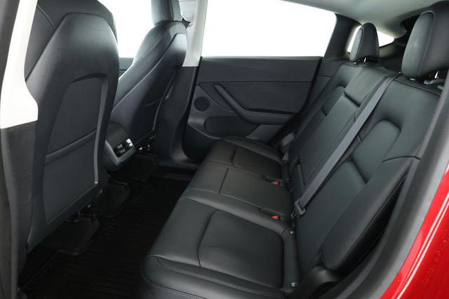 Photo of 2022 Red Multi-Coat Tesla Model Y