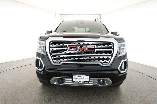 Photo of 2022 Onyx Black GMC Sierra 1500