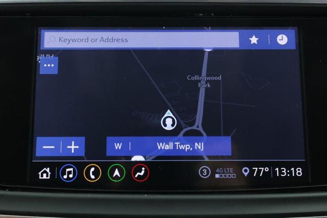 Photo of 2021 White Frost Tricoat Buick Enclave