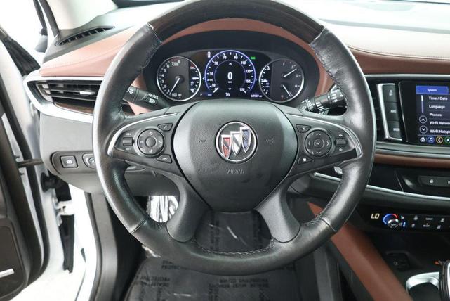 Photo of 2021 White Frost Tricoat Buick Enclave