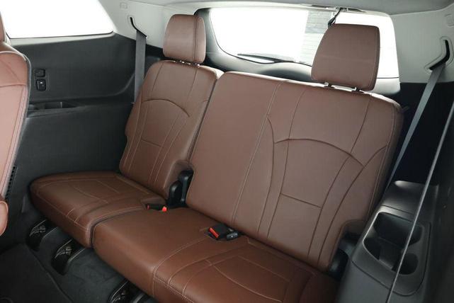 Photo of 2021 White Frost Tricoat Buick Enclave
