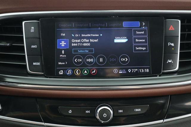Photo of 2021 White Frost Tricoat Buick Enclave