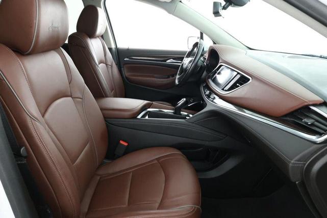 Photo of 2021 White Frost Tricoat Buick Enclave