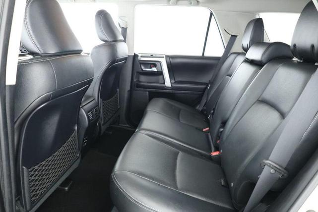 Photo of 2017 Blizzard Pearl Toyota 4Runner