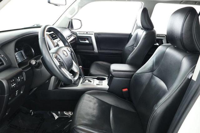 Photo of 2017 Blizzard Pearl Toyota 4Runner