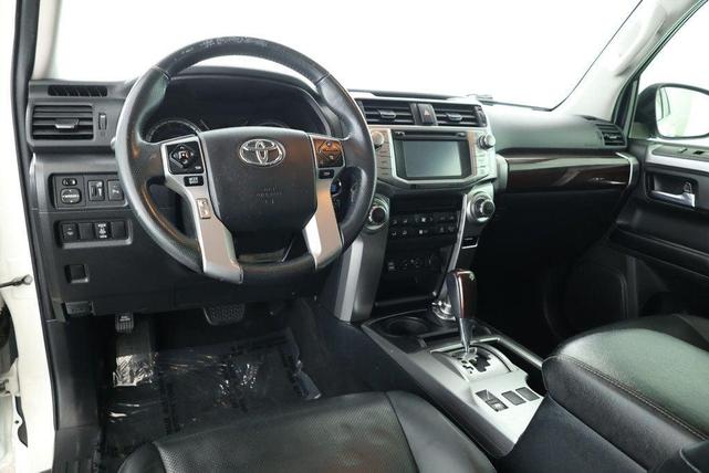 Photo of 2017 Blizzard Pearl Toyota 4Runner