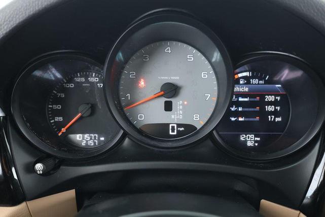Photo of 2020 Volcano Grey Metallic Porsche Macan