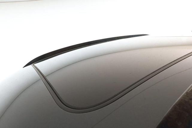 Photo of 2020 Volcano Grey Metallic Porsche Macan