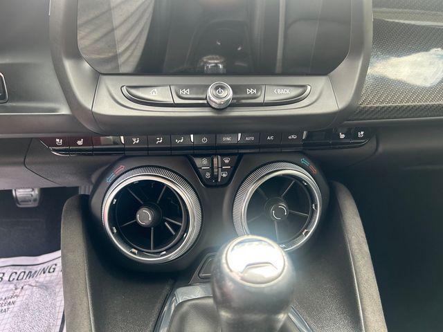Photo of 2021 Black Chevrolet Camaro