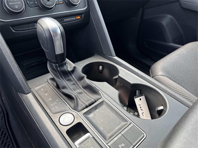 Photo of 2021 Gray Volkswagen Atlas Cross Sport