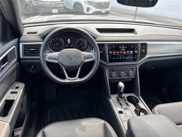 Photo of 2021 Gray Volkswagen Atlas Cross Sport