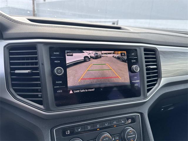 Photo of 2021 Gray Volkswagen Atlas Cross Sport