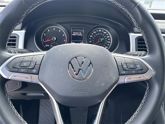 Photo of 2021 Gray Volkswagen Atlas Cross Sport