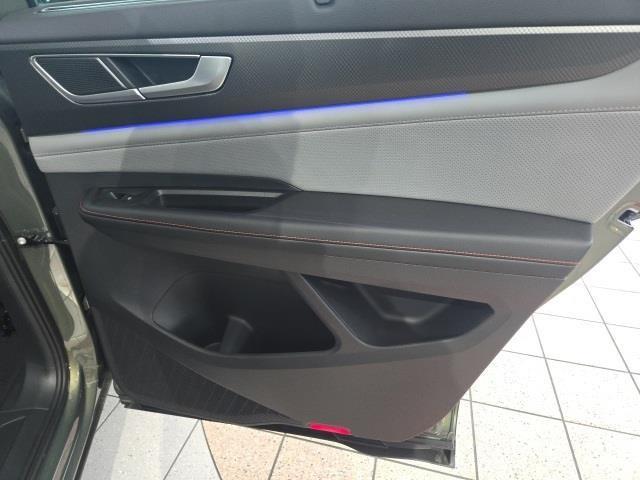 Photo of 2025 Avocado Green Pearl Volkswagen Atlas