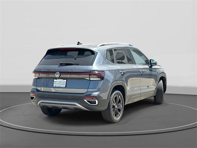 Photo of 2025 Platinum Gray Volkswagen Taos