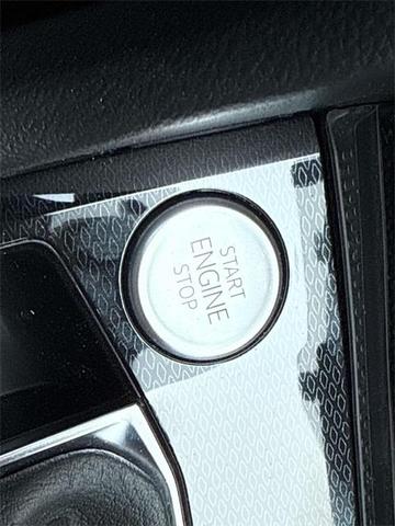 Photo of 2025 Platinum Gray Volkswagen Taos