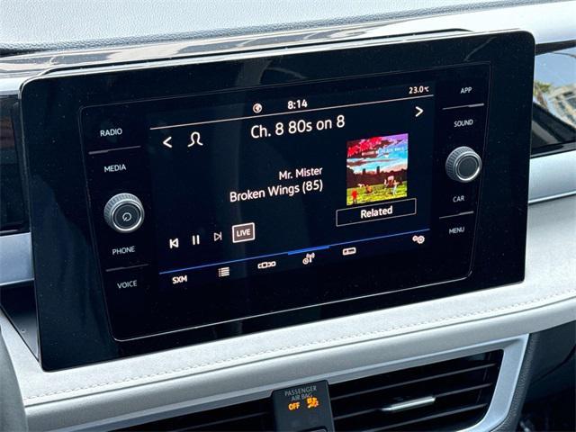 Photo of 2025 Platinum Gray Volkswagen Taos