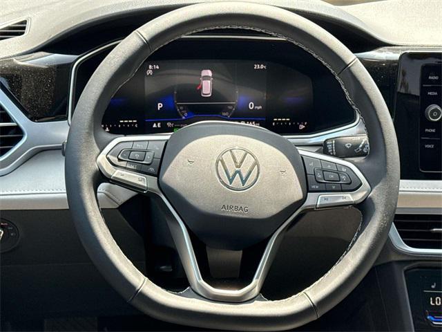 Photo of 2025 Platinum Gray Volkswagen Taos
