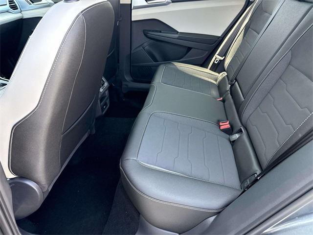 Photo of 2025 Platinum Gray Volkswagen Taos