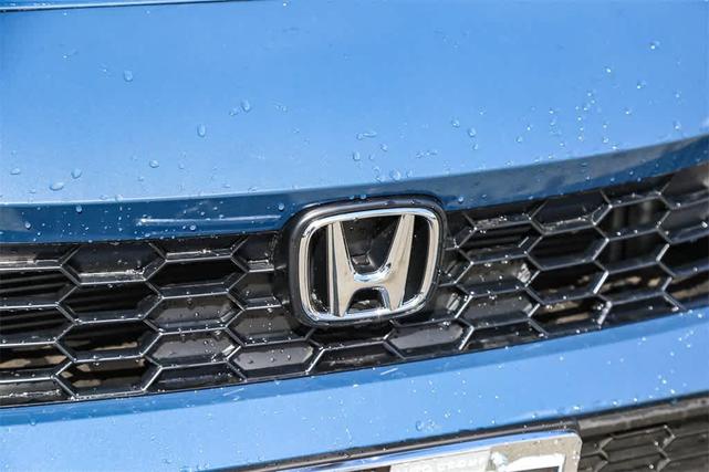 Photo of 2026 Blue Lagoon Pearl Honda Civic