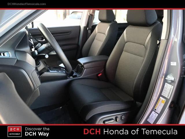 Photo of 2025 Urban Gray Pearl Honda CR-V
