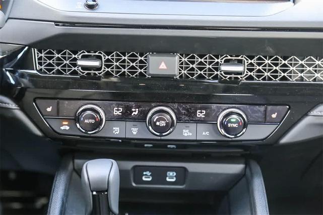 Photo of 2025 Platinum White Pearl Honda Accord Hybrid